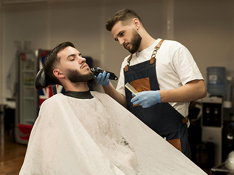 Garantido o reajuste 2023 dos empregados em barbearias, salões e institutos de beleza