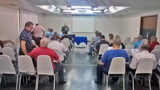 Diretoria do SEECETHAR participa da assembleia estadual dos Empregados em Edifícios e Condomínios do Estado de São Paulo