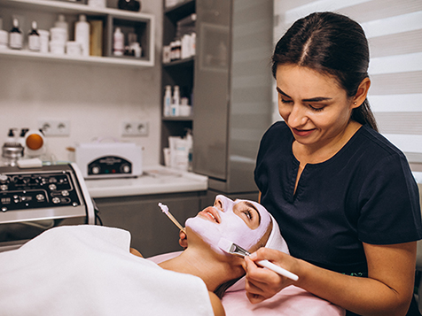 SEECETHAR firma Convenção Coletiva 2025 do setor de estética e cosmetologia